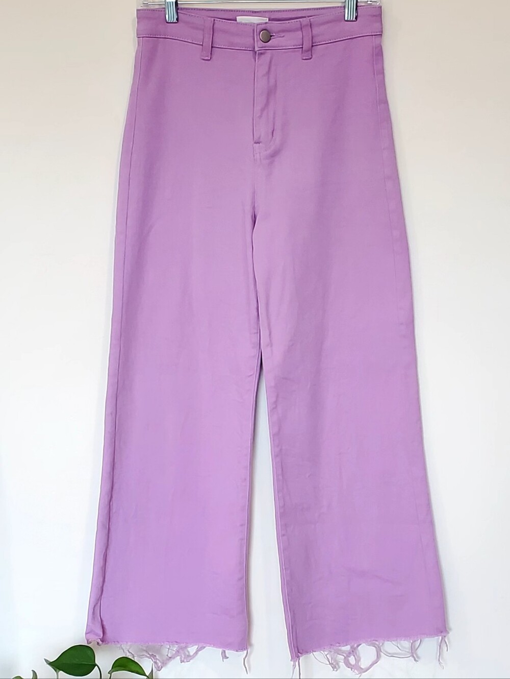 Anniewear Purple High Waisted Wide Leg  Raw Hem Jeans, Med. EUC